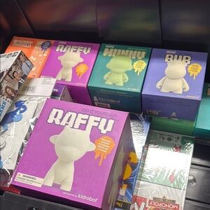 Kidrobot DIY figures all NIB RARE glow in the darkk Munny